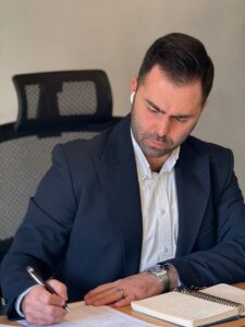 کوچینگ املاک و ساختار فروش حرفه‌ای | روند تحول‌آفرین